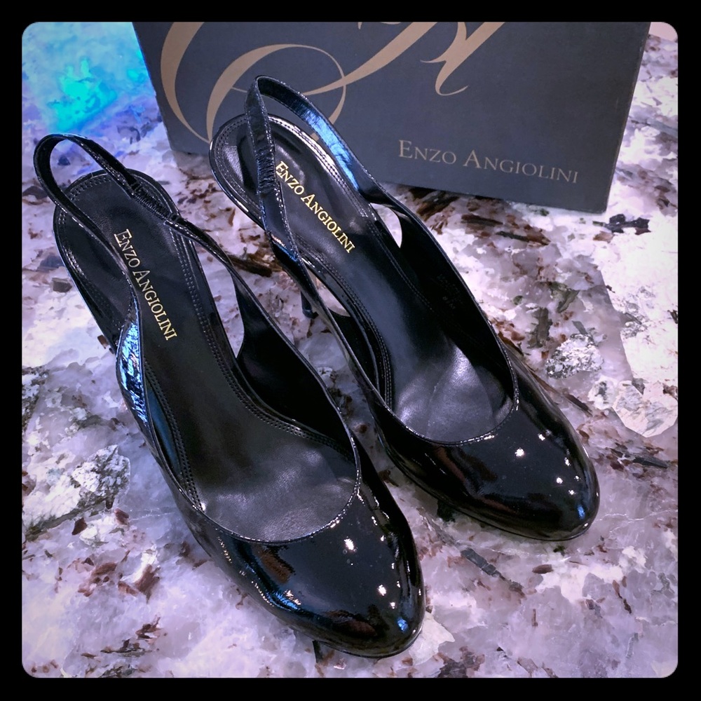 Enzo Angiolini “Easerious” sling backs